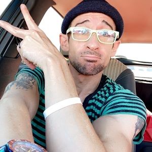 Meet your Posher, Sean